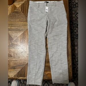 Women’s Black and White Patterned Pants/Trousers